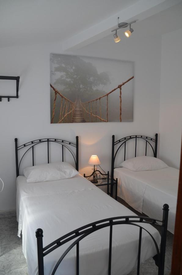 Mirador De Tajos Villa Cortes de la Frontera Ngoại thất bức ảnh
