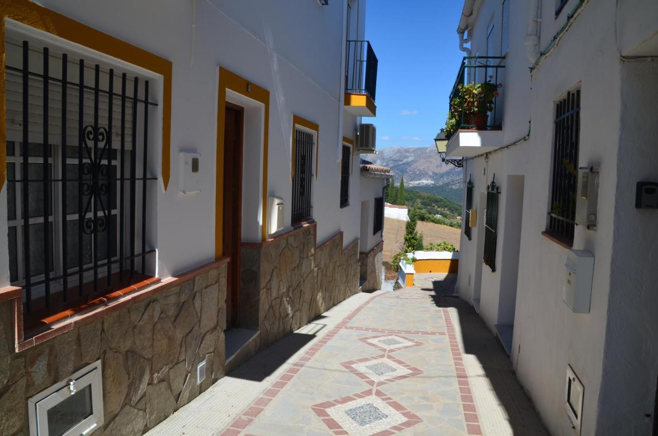 Mirador De Tajos Villa Cortes de la Frontera Ngoại thất bức ảnh